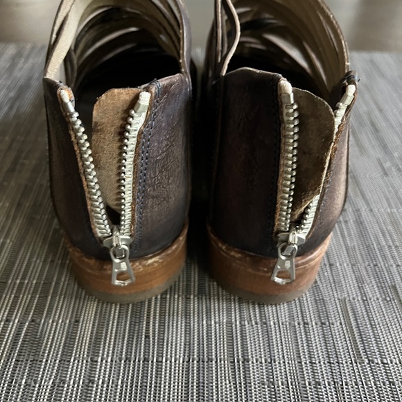 Free People Women’s Booties - Picture 2 of 3